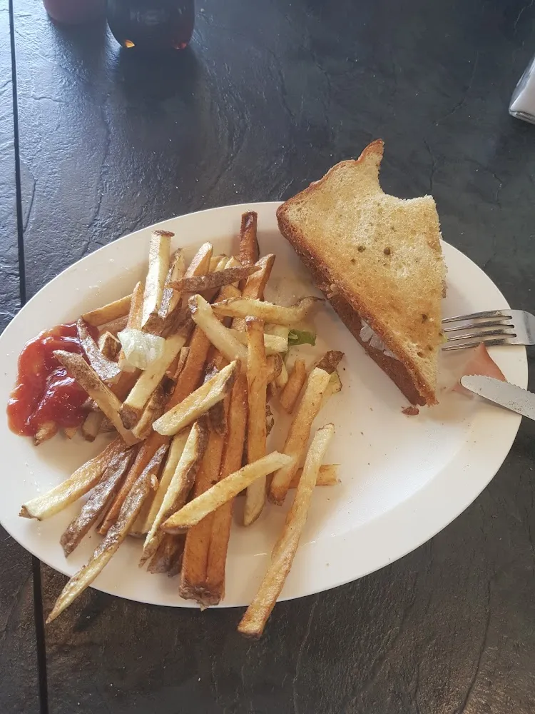 Turkey Avocado Club